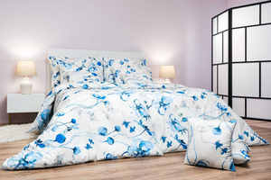DADKA VRACOV Povlečení krep Bloom elegance banán 200x200, 2x 70x90 cm