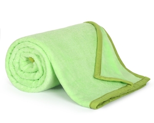 Bellatex Přikrývka KORALL MICRO 200x230 cm zelená světlá
